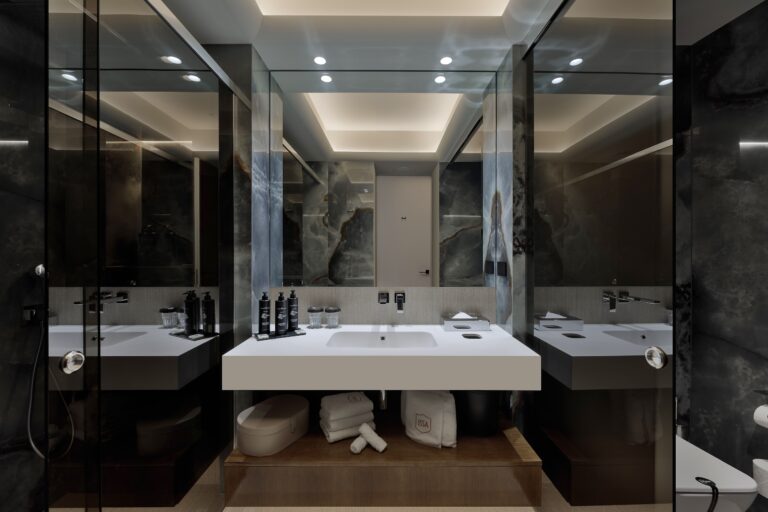 Cameră Deluxe cu balcon