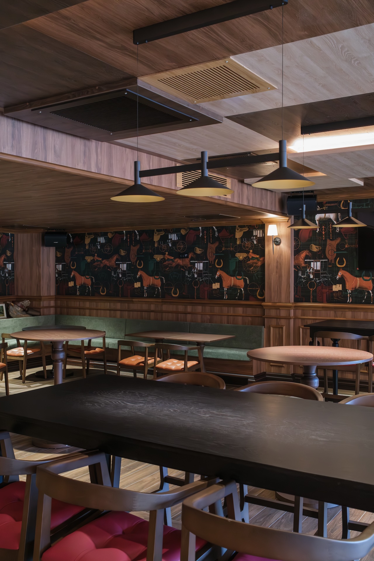 ISSA Pub